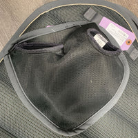 Mesh Dressage Saddle Pad, Mesh Soundproof Bonnet Set *vgc, mnr hair, dirt, threads
