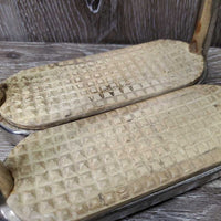 Pr Thick Hvy Stirrup Irons, grips *gc/fair, rusty, dirty, scrapes, pitted, rubs
