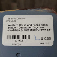 Western Horse and Fence Resin Statue - Decoration *vgc, mnr scratches & dust