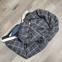 370g Winter Blanket, tail *vgc, wpf, clean, older, stains, scuffs, snags, threads, rubs