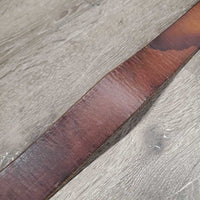 Flat Leather Back Cinch *vgc, stains, mnr scratches & residue