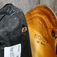 Pr Dress Boots, Zips, 2 Black Air Forms *xc/vgc, mnr dir & residue
