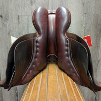 17" MW *5" County Stabilizer XTR Close Contact Saddle, 2 Billet Guards, Wool Flocking, Rear Gusset Panels, Med Front Blocks, Flaps: 14"L x 14"W, Serial #: 06090703 - 2 17 M SR
