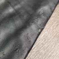 Pr Synthetic Half Chaps, Back Zipper *fair, peeling, bubbled, hairy, dirty, elastic: frays, popped & breaking
