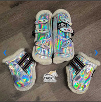 Open Front & Hind Boots, Fleece Lined, tabs *xc, clean, mnr rubs, scratches & hair
