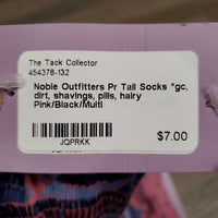 Pr Tall Socks *gc, dirt, shavings, pills, hairy