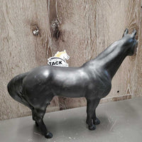 Metal Horse Statue *vgc, mnr chips, scratches, scrapes & dust
