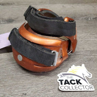 1 Only Hoof Boot *gc/fair, clean & dirty, residue, inside toe hole