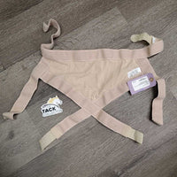 Shoulders Back *xc, clean, mnr puckered els
