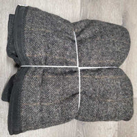 Wool Keyhole Quarter Sheet, 0 legs *vgc, hair, mnr rubs, pills, puckers
