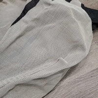 Hard Mesh Fly Mask, ears, nose *gc, dirt, pills, mnr holes, threads, stains?
