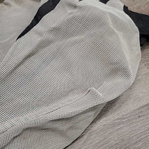 Hard Mesh Fly Mask, ears, nose *gc, dirt, pills, mnr holes, threads, stains?