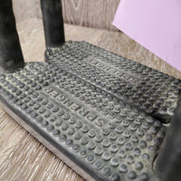 Pr Flexi Stirrups, grips *vgc, mnr dirt, residue, scratches
