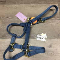 Thick Nylon Halter, adj, snap *xc, clean, mnr stains & rubs