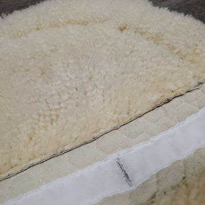 Quilt Sheepskin Half Pad, rolled edge *vgc, clean, clumpy, mnr stains, bare spots, hair, puckers, dingy