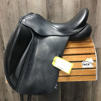 17" *MW/W 5.5" Sankey Jacinda Monoflap Dressage Saddle, Black Sankey Cover, Wool Flocking, XLg Exterior Blocks, Front & Rear Gusset Panels, Buffalo Leather, Flaps: 16.25"L x 11"W Serial #: 074416 17 M/W
