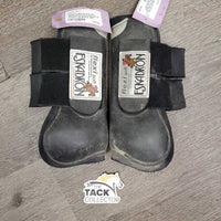 Open Front & Hind Boots, velcro *fair, elastic: torn & stretched, dirty, hairy, faded, scrapes, rubs
