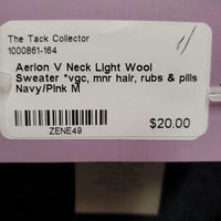 V Neck Light Wool Sweater *vgc, mnr hair, rubs & pills
