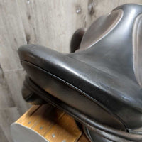 17.5 *adj *Set XW 6.5" Schleese Obrigado Monoflap Dressage Saddle, Navy Schleese Cover, Lg Exterior Front Blocks, Wool Flocking, Shouler Relief, Rear Gusset Panels, for Short Back, Flaps: 17"L x 10"W Serial #: 2-RW-SR PLUS 17352S0816