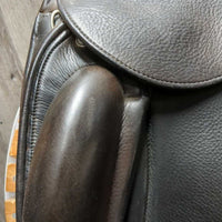 17.5 *adj *Set XW 6.5" Schleese Obrigado Monoflap Dressage Saddle, Navy Schleese Cover, Lg Exterior Front Blocks, Wool Flocking, Shouler Relief, Rear Gusset Panels, for Short Back, Flaps: 17"L x 10"W Serial #: 2-RW-SR PLUS 17352S0816