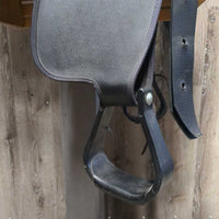 17" XW 6.5" Wintec Synthetic Western Saddle, Plastic Stirrups, Neoprene Cinch *no hobble straps Serial #: 221827
