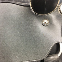 17" XW 6.5" Wintec Synthetic Western Saddle, Plastic Stirrups, Neoprene Cinch *no hobble straps Serial #: 221827
