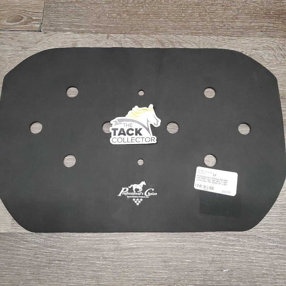 Non-Slip Half Pad *vgc, mnr dirt, v. mnr punctures, hair