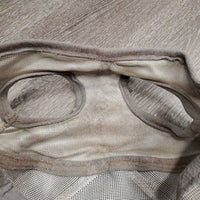 Hvy Fly Mask *gc, v.dirty/mud, hairy, clumpy, mnr threads