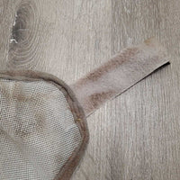 Hvy Fly Mask *gc, v.dirty/mud, hairy, clumpy, mnr threads