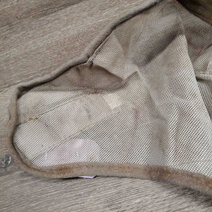 Hvy Fly Mask *gc, v.dirty/mud, hairy, clumpy, mnr threads