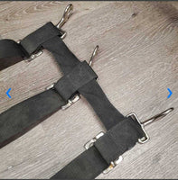 Nylon Web Open Stall Guard *vgc, mnr dirt
