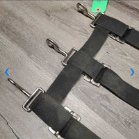 Nylon Web Open Stall Guard *vgc, mnr dirt