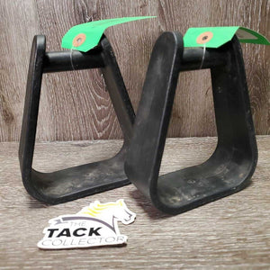 2 Plastic Western Stirrups *vgc, mnr dirt & scratches, dusty