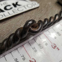 Sweet Iron Twisted Wire Western D Ring Bit *gc, clean & mnr dirt, mnr rubs, residue & rust
