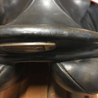 16.5" *XW 7.5" Stubben Juventus Dressage Saddle, Wool Flocking, Rear Gusset Panels, Lg Front Blocks, Flaps: 15"W x 11.5" Serial #: XW 8840302
