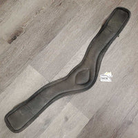 Padded Anatomical Dressage - Short Girth, center strap *filthy, gc, hairy, faded, creases, scratches
