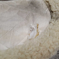 Non Slip Shimmable Quilt Gel Half Pad, fleece rolled edge *gc, dirt, dingy, v. clumpy, stains, lrg hole, mnr pills, hair

