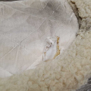 Non Slip Shimmable Quilt Gel Half Pad, fleece rolled edge *gc, dirt, dingy, v. clumpy, stains, lrg hole, mnr pills, hair