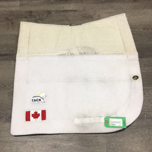 Non-Slip Dressage Saddle Pad, "Canada Flag" patch *vgc, clean, mnr stains, threads, v.rubbed edges
