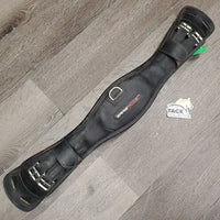 Padded Leather Dressage - Short Girth, 2x Els, D Ring *gc/fair, hair, dirty, thick film, dry, creased, cracked
