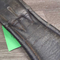 Padded Leather Dressage - Short Girth, 2x Els, D Ring *gc/fair, hair, dirty, thick film, dry, creased, cracked
