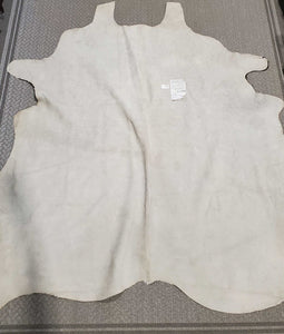Cowhide Rug *xc/vgc, mnr dirt, curled edges