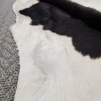 Cowhide Rug *xc/vgc, mnr dirt, curled edges