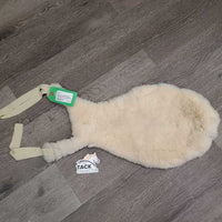 Sheepskin Jump Saddle Seat Saver *gc, clean, clumpy, rubs, mnr hairy, stretched elastic, older, stiff
