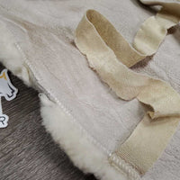 Sheepskin Jump Saddle Seat Saver *gc, clean, clumpy, rubs, mnr hairy, stretched elastic, older, stiff
