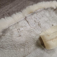 Sheepskin Jump Saddle Seat Saver *gc/fair, clean, clumpy, rubs, mnr hairy, v.frayed & stretched elastic, older, stiff
