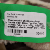 Sheepskin Jump Saddle Seat Saver *gc/fair, clean, clumpy, rubs, mnr hairy, v.frayed & stretched elastic, older, stiff
