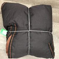 300g Winter Blanket, 2 legs *vgc, wpf, clean, mnr dirt, tear, hair, pills, rubs, faded, threads, missing/broken snap