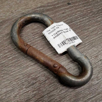 1 Caribiner *fair, stiff, rusty, oxidized