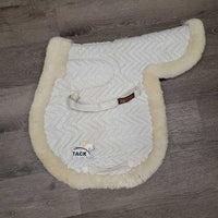 Sheepskin Fitted Hunter Saddle Pad *gc, clumpy, dingy, pilly, mnr hair, puckers, threads
